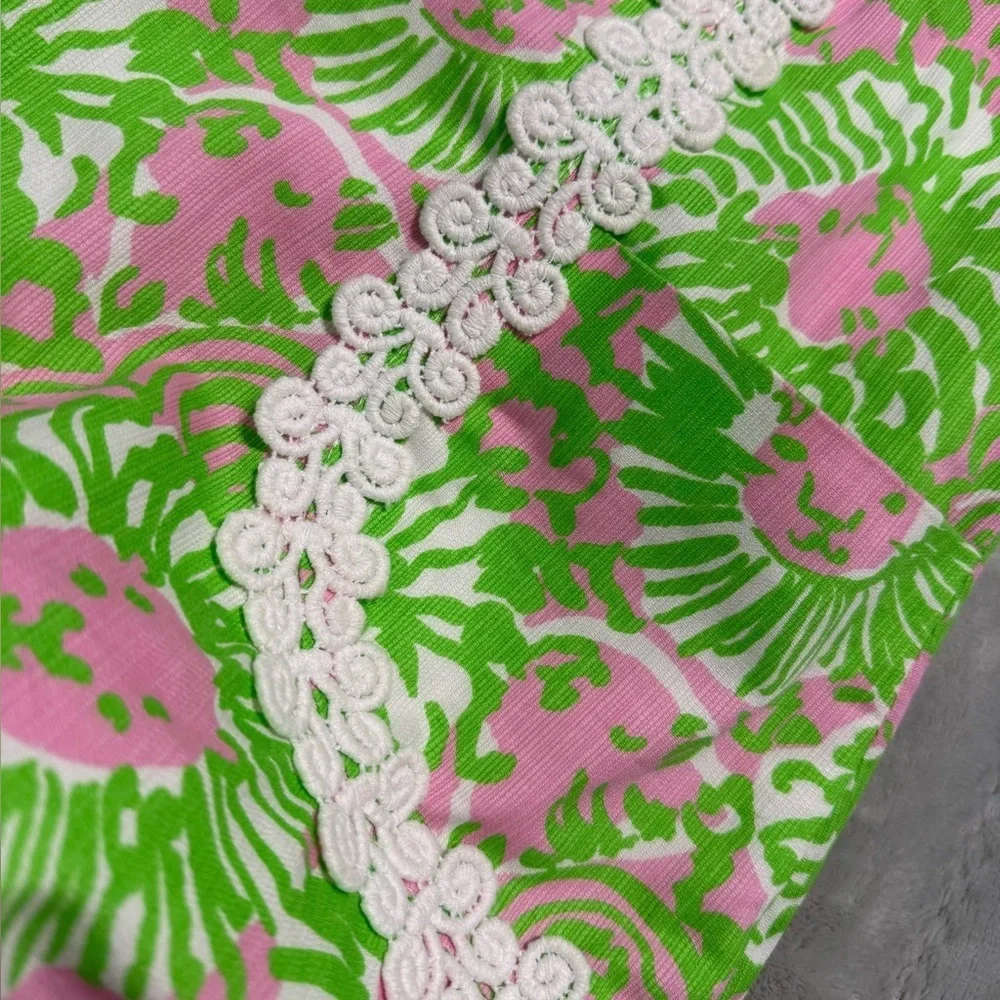 Lilly Pulitzer Green and Pink with White Lace and Pockets size 4